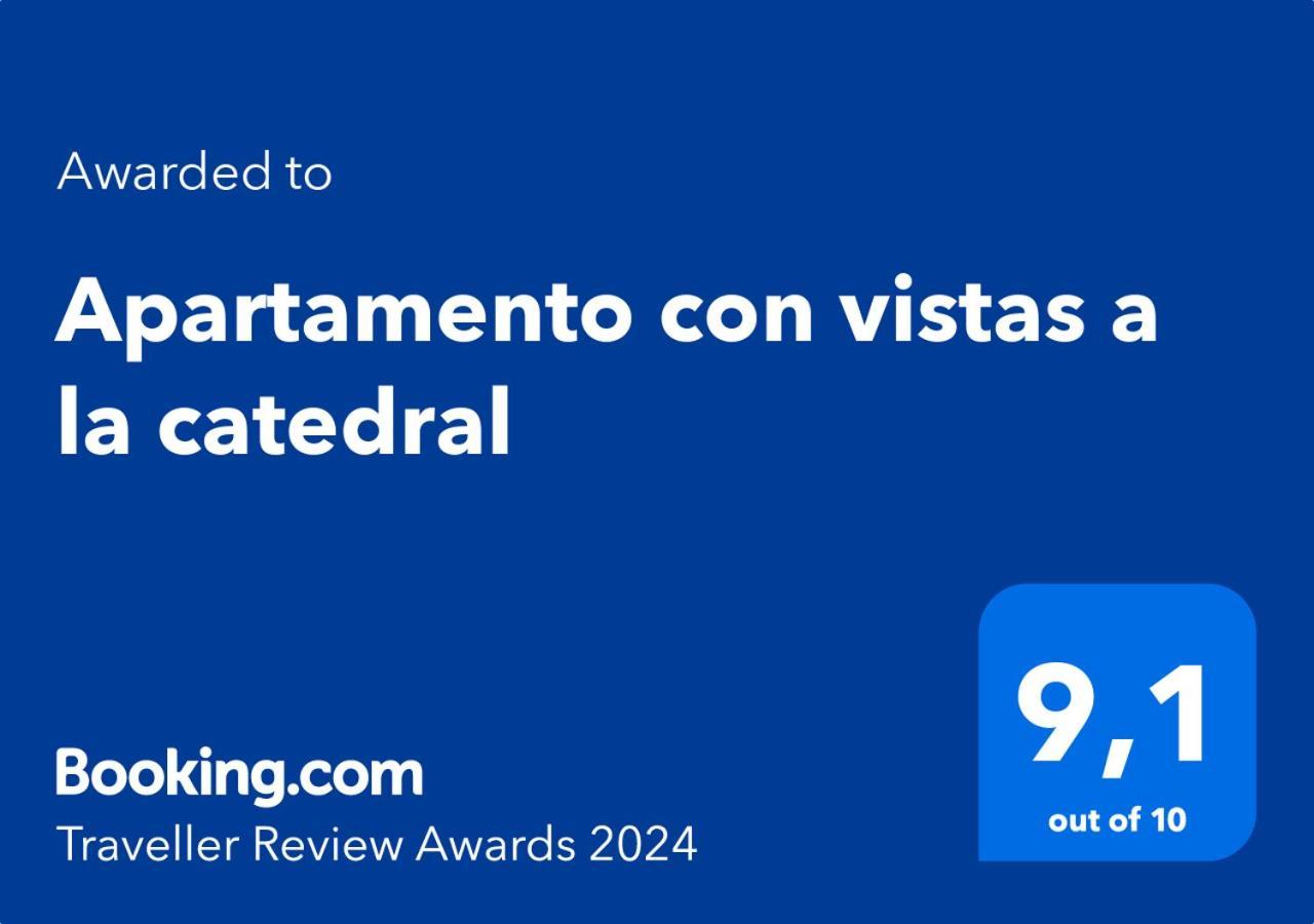 Apartamento Con Vistas A La Catedral 산티아고데콤포스텔라 외부 사진